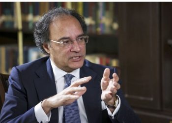 FEDERAL MINISTER FOR FINANCE AND REVENUE, MUHAMMAD AURANGZEB